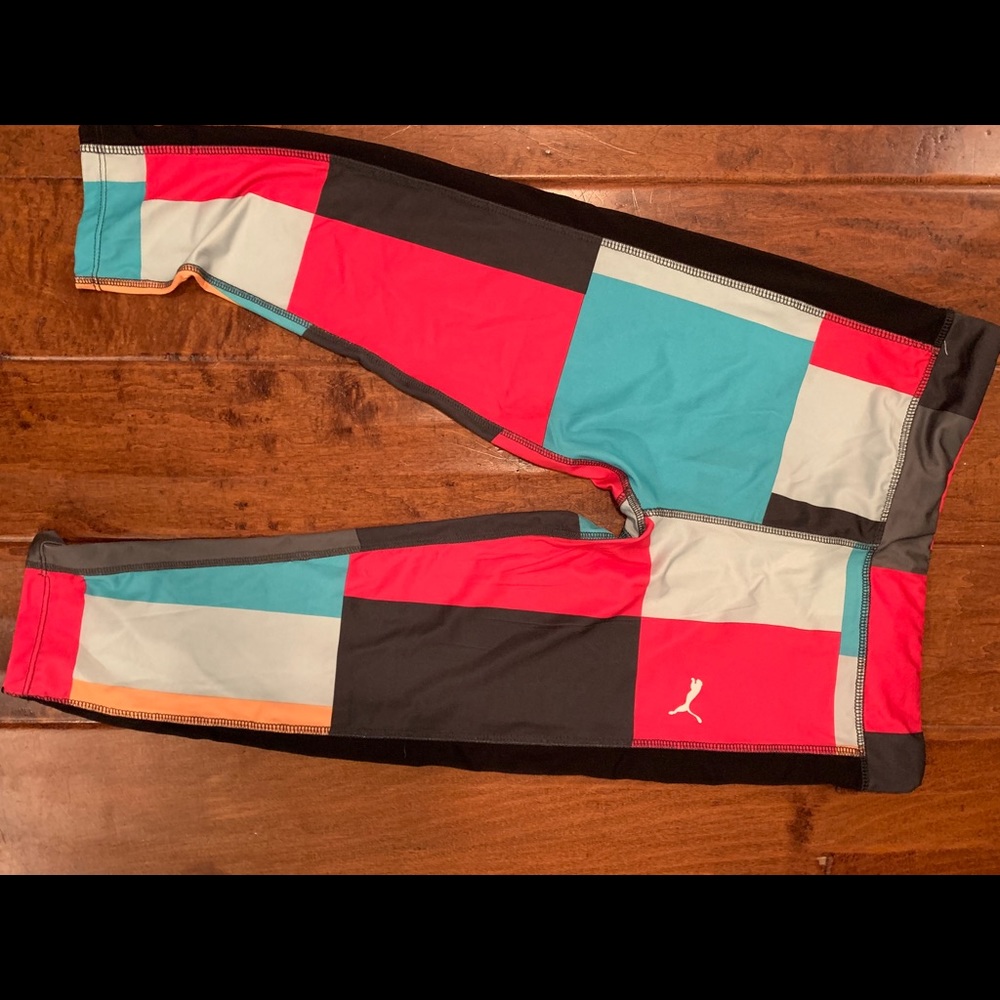 BNWT puma kids capris workout pants. - size large
